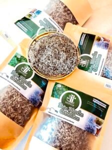 BAIES BLANCHES CRISTALLINES touche de thé